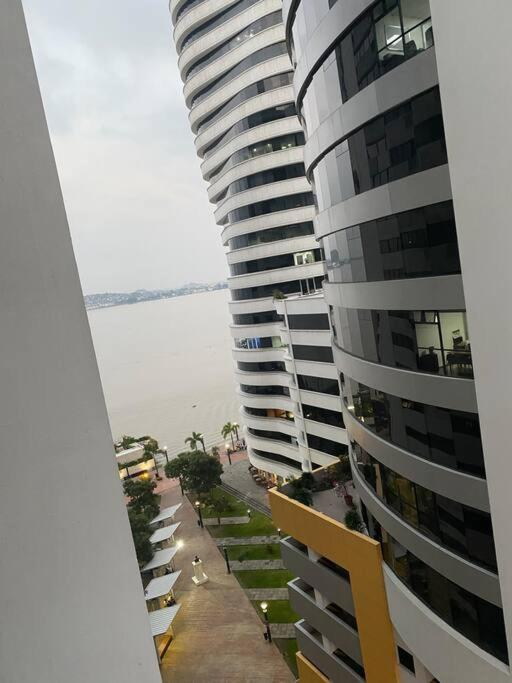 Bellini Luxury - Puerto Santa Ana Apartment Гуаякуил Екстериор снимка