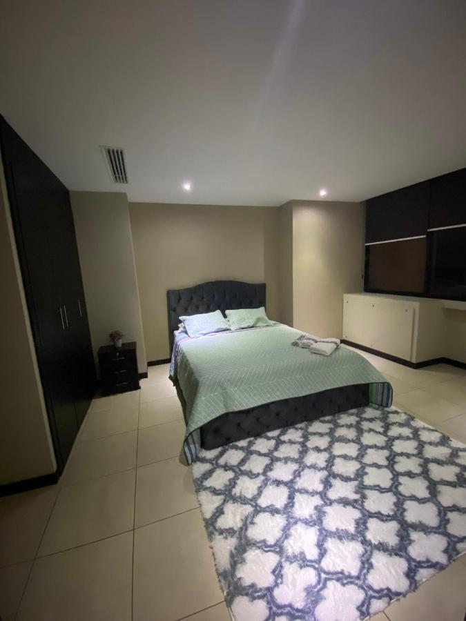 Bellini Luxury - Puerto Santa Ana Apartment Гуаякуил Екстериор снимка